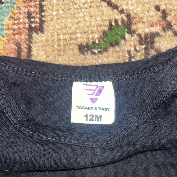 Wu-tang onesie - Picture 2 of 2